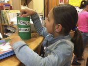 Las actividades del Día del Libro recaudan 800 euros que irán destinados al Comité Ipiranga