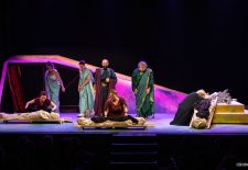 ‘Las Suplicantes’ llegan este sábado al Festival de Teatro de Regina
