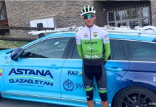 Javier Benítez concentrado en Sierra Nevada con el Astana Qazaqstan Team sub23